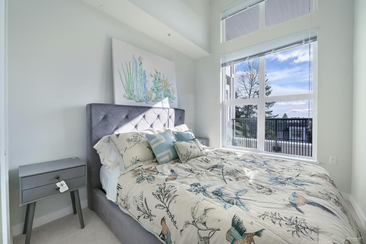 Aries Palace, Luxury Residential Condo In City Of Richmond Luaran gambar