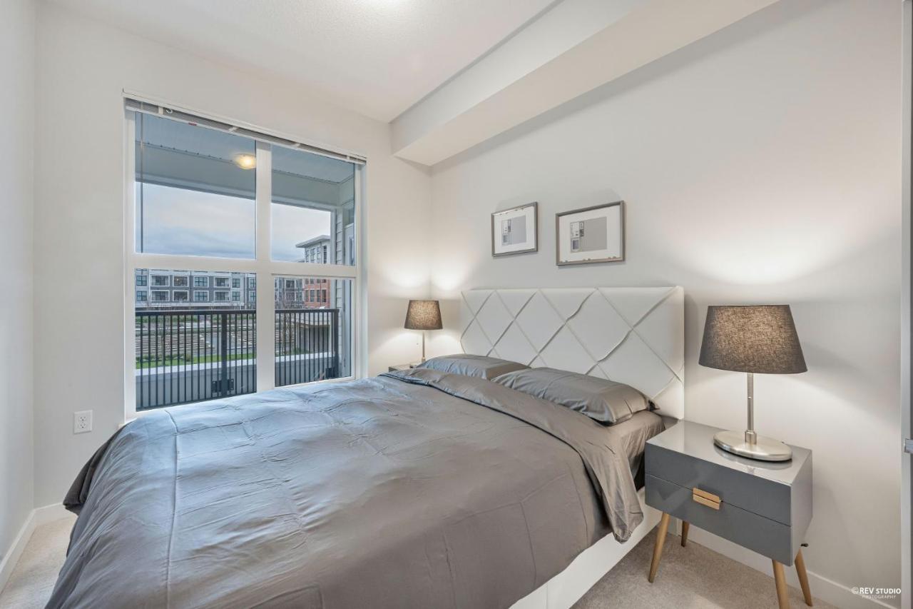 Aries Palace, Luxury Residential Condo In City Of Richmond Luaran gambar